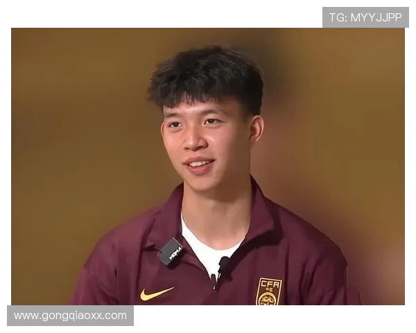 德转朱艺预告王钰栋身价暴涨!18 岁新星估值或破 200 万欧,球迷评论区竞猜最新身价(2) 德转朱艺预告王钰栋身价暴涨!18 岁新星估值或破 200 万欧,球迷评论区竞猜最新身价(2)